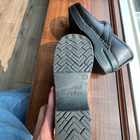Size 37 Dansko Professional Clog - Picture 5 of 8